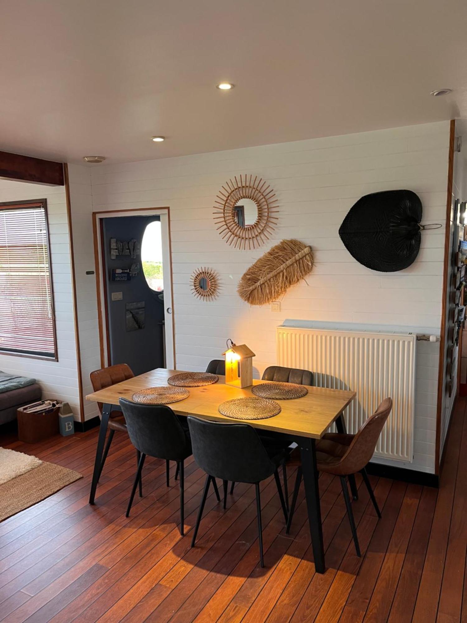 La Maison Bateau Au Bord De Mer Guissény 外观 照片
