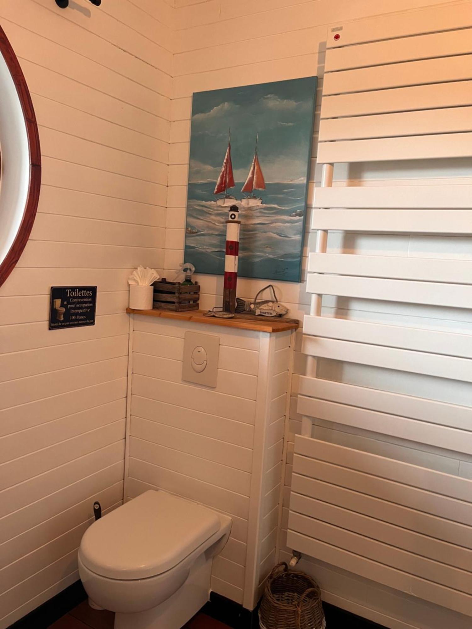 La Maison Bateau Au Bord De Mer Guissény 外观 照片